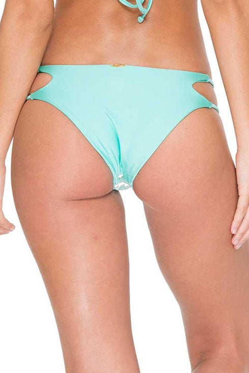 Luli Fama El Malecon Varadero Cutout Moderate Bottom